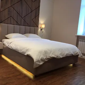 https://sovremenny-minimalizm-v-centre-kieva.hotels-of-kiev.com